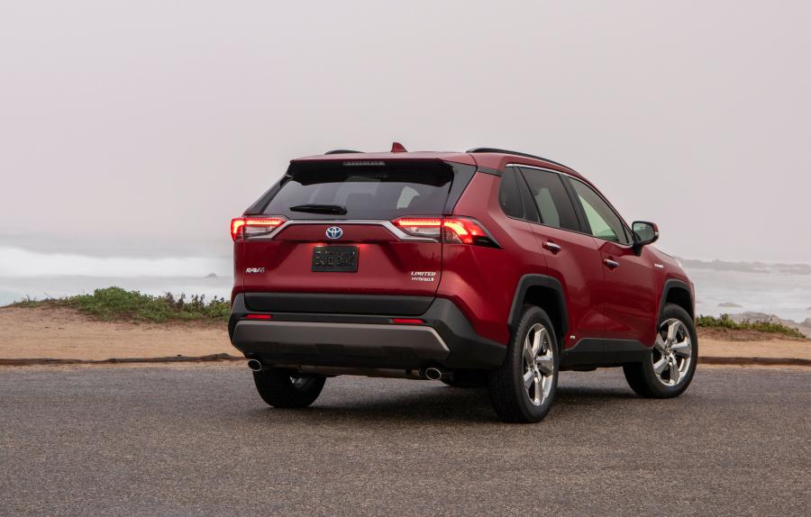  Toyota RAV4 Limited Hybrid 2018 года  (NA) (фото 8 из 40)